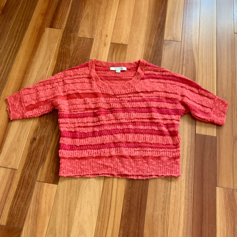 Forever 21 Cropped 3/4 Sleeve Sweater Size Small
